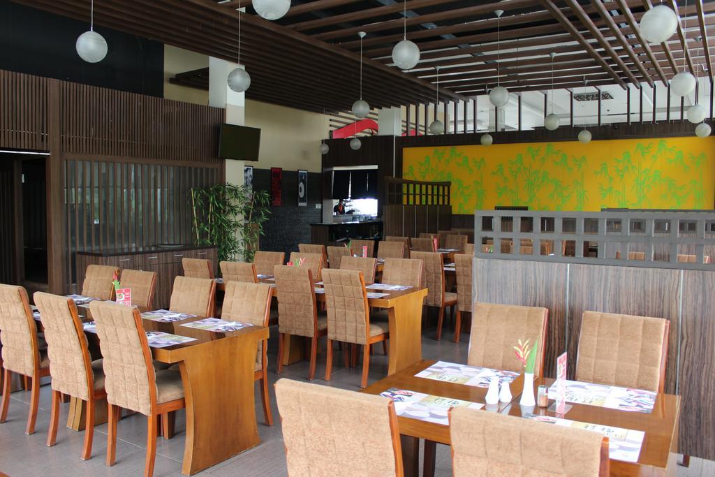 Asialink Premier Karawang Buitenkant foto